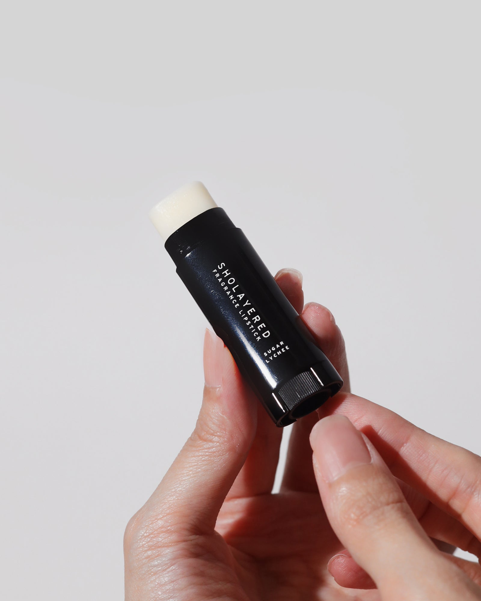 lip_1_fix_1600x.jpg?v=1707382568